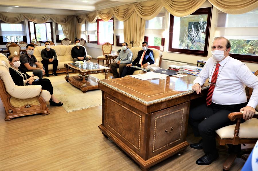 Trabzon Jeofizik Mühendisleri Odası Başkanı Prof. Dr. Hakan KARSLI ve Yöneticileri