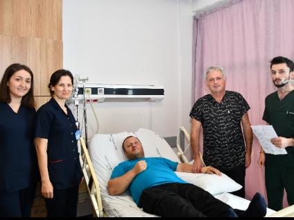Burun ve Üst Çene Kanseri Gürcü Hasta Trabzon'da Başrıyla Ameliyat Edildi