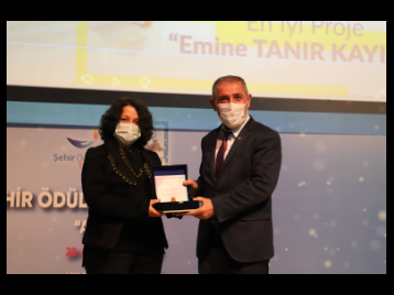 "Şehir Ödülleri 2020" / Doç. Dr. Emine TANIR KAYIKÇI'nın yürütücülüğünü yaptığı TÜBİTAK 1001 araştırma projesi "Bilim Işığı Temalı Akademik Ödüller ana kategorisi altında "En İyi Proje