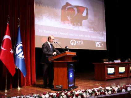 Üniversitemizde "15 Temmuz Demokrasi ve Milli Birlik Günü" Konulu Panel Gerçekleştirildi