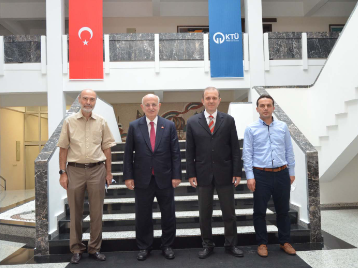 İsmail KAHRAMAN, Rektörümüzü Ziyaret Etti